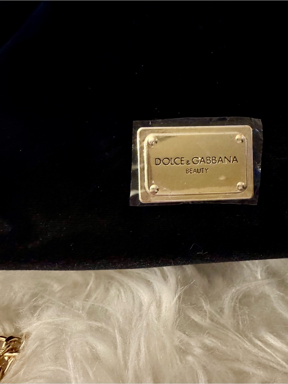 NEW ๐ค Dolce & Gabbana Black Velvet Cosmetic pouch with Gold Chain. GWP!! - Picture 6 of 7